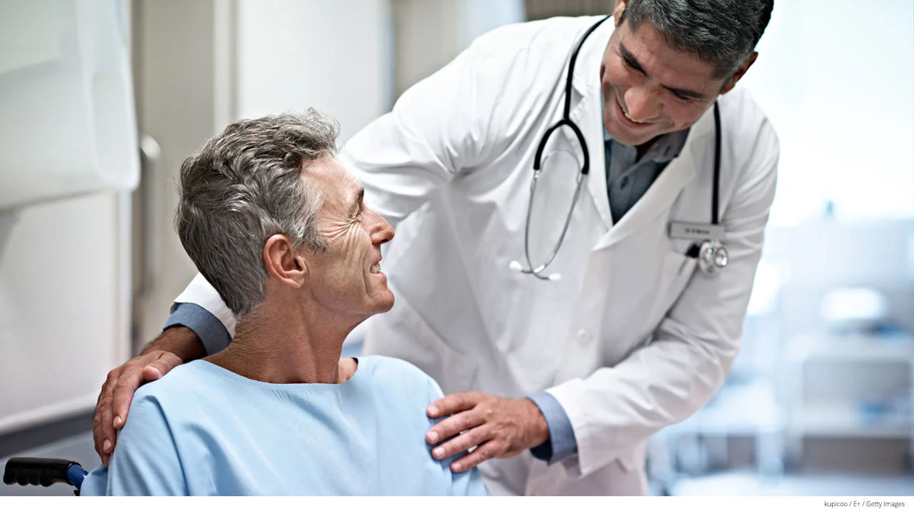 doctor-comforting-patient